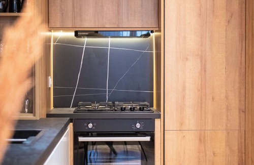 Tbilisi Apartment | New Stylish & Cozy 1-bedroom apartment in welcoming T'bilisi with AC