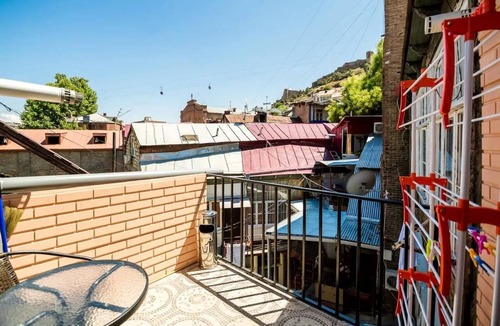 Tbilisi City Centre Apartment | Ninas Place 2