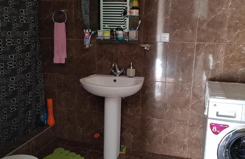 Akhali Ubani Apartment | Nini Apartment Borjomi