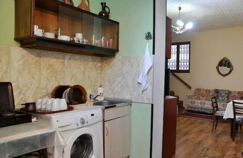 Tbilisi City Centre House | Old Tbilisi yeard