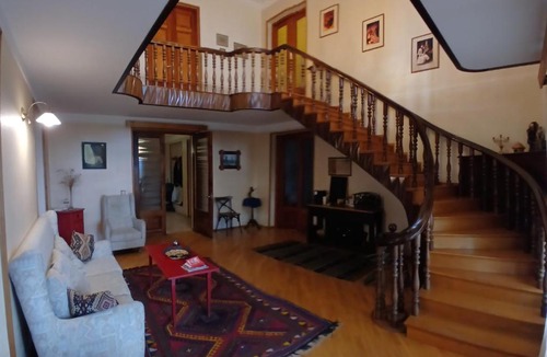 Telavi House | Omsi House