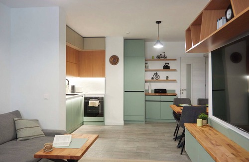 Iskar Apartment | Panoramic Apartment Direct Metro Access