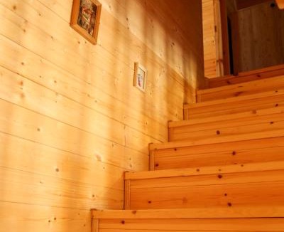 Didi Ateni Ski Chalet | Peradze Wine Cellar Vineyard Cottages