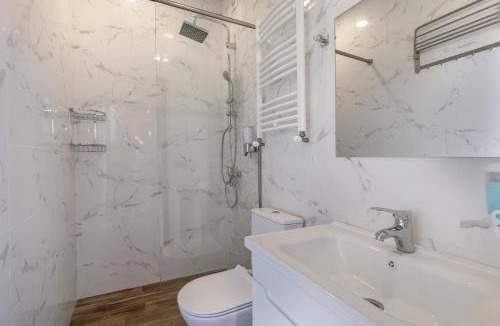 Tbilisi Villa | Private Modern Villa with Tennis court