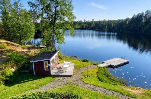 Soderbarke Hostel | River Lodge