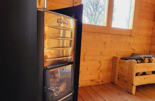 Soderbarke Hostel | River Lodge