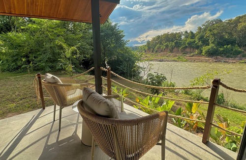 Luang Prabang House | River Suite with private garden