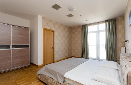 mtatsminda Apartment | Serviced Apartment on Rustaveli Avenue 10