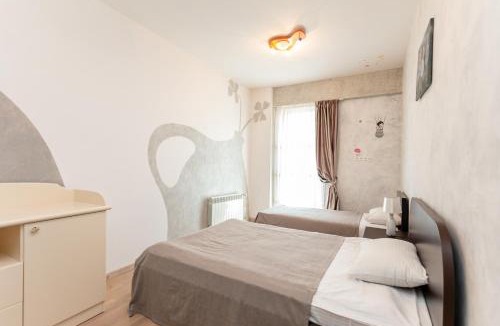 mtatsminda Apartment | Serviced Apartment on Rustaveli Avenue 9