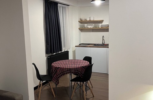 Kazbegi Apartment | ski retreat apt. with balcony