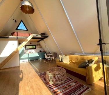 Kazbegi Apartment | Sno Cottage