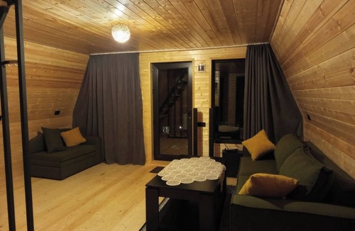 Kazbegi Cottage | Sno Valley Luxury Tri-Level Cottage with Panoramic Mountain Views