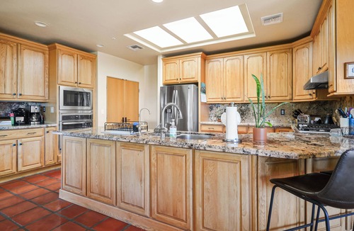Starr Pass House | Sonoran Retreat w/Hot Tub near Starr Pass Golf & Saguaro Park
