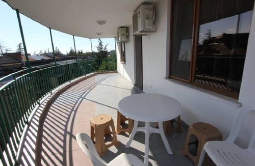 Kutaisi Apartment | Spacious 5-bedroom apartment in fantastic Kutaisi with AC