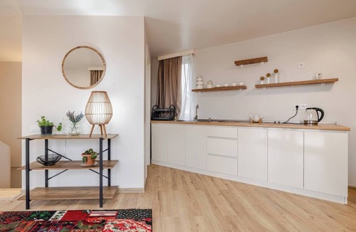 Tbilisi House | Spacious City-View Home in Tbilisi Terrace & BBQ