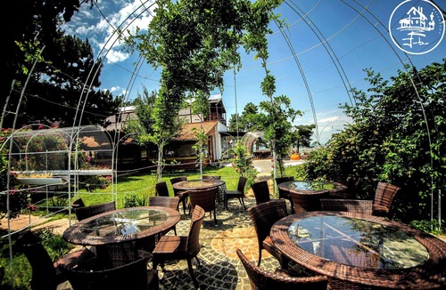 Tbilisi City Centre Villa | Spacious villa with 6 bedrooms and WiFi, AC in fabulous Tbilisi