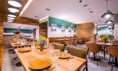 Stepantsminda Hotel | Step Inn - Kazbegi