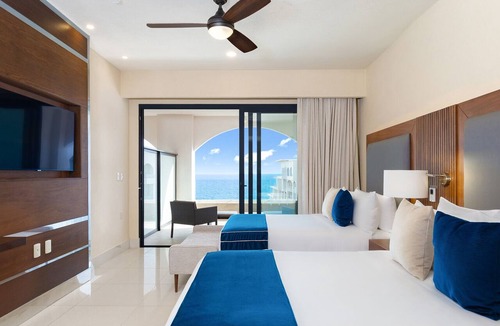 San Jose del Cabo Hotel | Studio - Suite Hotel in enchanting San Jose del Cabo with AC, terrace.