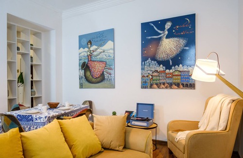 Sololaki Apartment | Stylish and cozy apartment in Sololaki, near Liberty Square