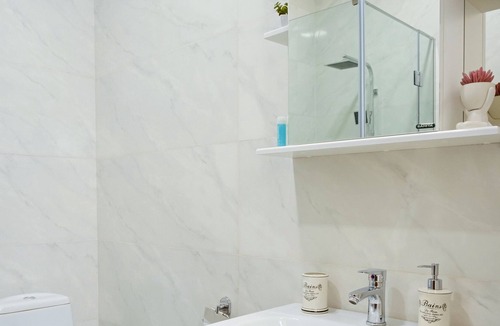 Sololaki Apartment | Stylish and cozy apartment in Sololaki, near Liberty Square