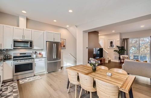 Bel Aire House | Stylish & Spacious Pet-Friendly Home 10 Mins to Downtown w/Garage & EV Charger!