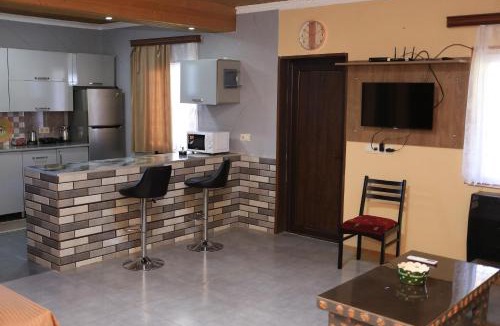 Kutaisi Villa | Sun-Kissed House