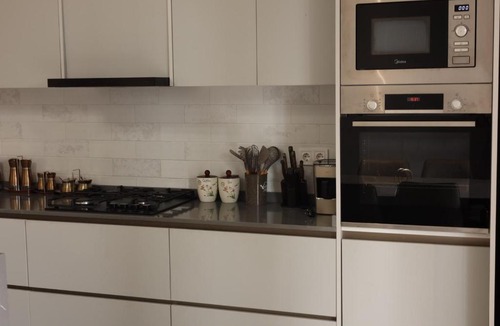 Makhinjauri Bed & Breakfast | Sun Wine Hotel