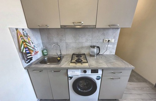 New Boulevard Apartment | Sunny Panoramic Apartment near Beach & Park