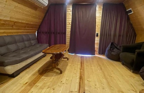 Zegaani House | Sunset Cottage Busheti