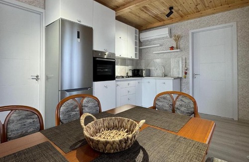 Mirzaani Apartment | Tamari See