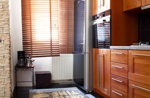 mtatsminda Apartment | Tbilisi Center Private 4-room Apartment