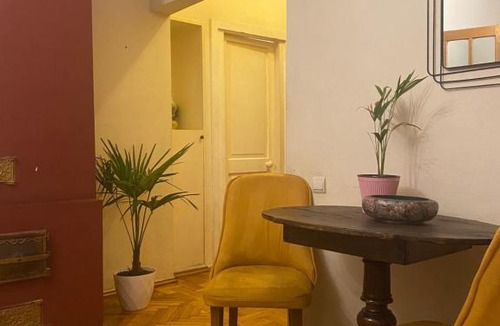 Sololaki Apartment | Teo's apartment on Tabidze str 23