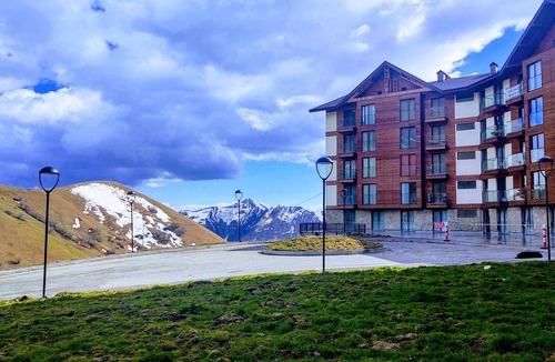 Dusheti Condo | Terrace Rooms - Luxurious Room