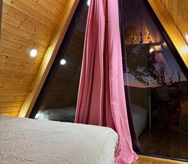 Ambrolauri Apartment | Tlughi cottage
