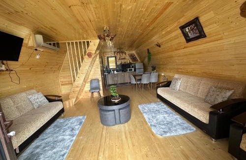 Salkhino Apartment | Toma's Nest-თომას ბუდე