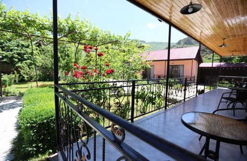 T'ba Bed & Breakfast | Tsiskari Guesthouse