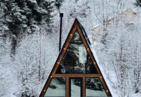 Bagvdanari Ski Chalet | Two bedroom cottage in Hatsvali with Ushba view