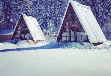 Bagvdanari Ski Chalet | Two bedroom cottage in Hatsvali with Ushba view