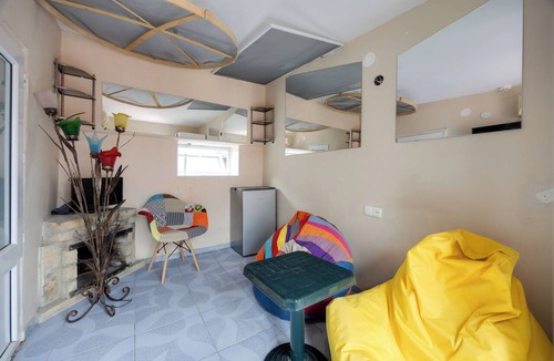 Mtatsminda Apartment | Unique and Beautiful Stay in the Heart of the City