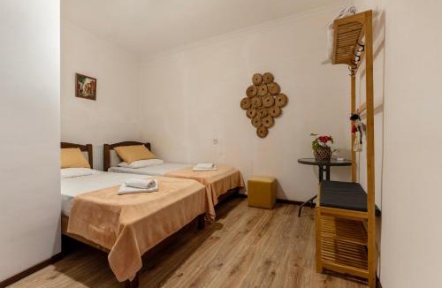 Tbilisi Bed & Breakfast | Upstairs Hotel Tbilisi
