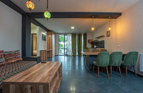 Telavi Villa | Villa Ipanema