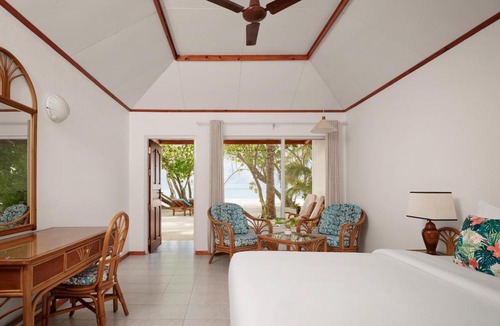 Nalaguraidhoo Resort | Villa Park Sun Island Resort