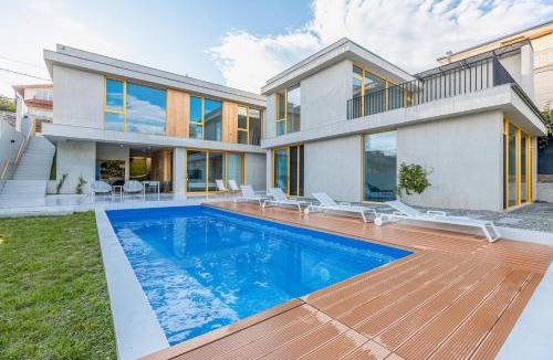 Tbilisi Villa | Villa Tabori Hill - 3BR Luxury Villa in Tbilisi