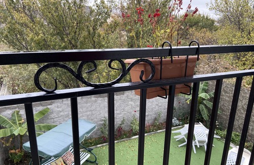 Tbilisi Villa | Villa with garden & barbecue area