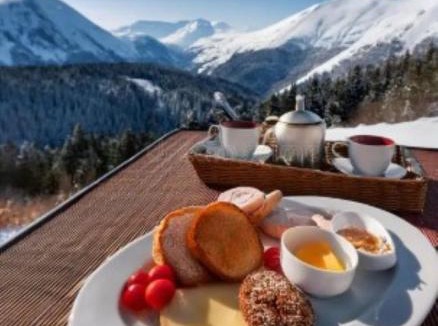 Kazbegi Apartment | VistaRest Gudauri Ski Resort - by VistaRest Escapes & Stays