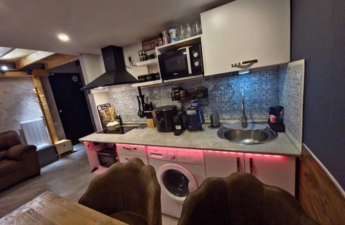 Tbilisi Apartment | Warm Private JACUZZI Apartment - TBILISI by N A T Suite