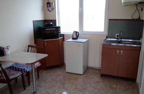 Rustavi Apartment | Welcome digital nomads, universal space with studio living accommodations.