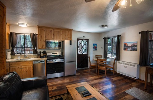 North Wawona House | Whispering Pines