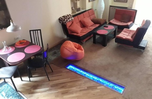 Old Tbilisi Apartment | Whole Elite Apartment for Rent 1-5 person on Ave Rustaveli