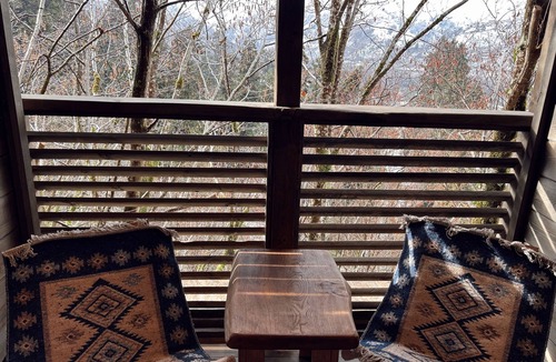 Khelvachauri Villa | Wooden Cabin in Nature: Sauna, Jacuzzi, BBQ & Fireplace